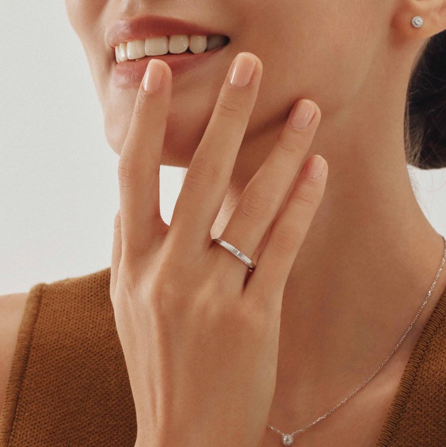 Classic ring styling